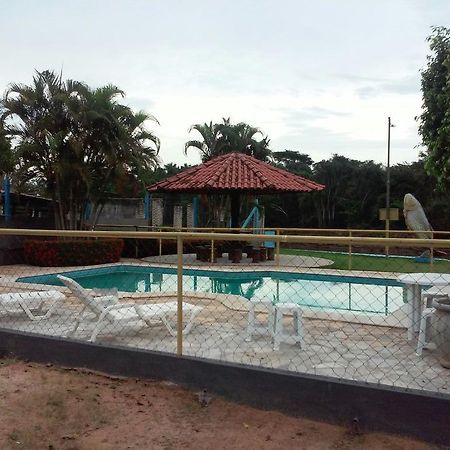 Pousada Fordinho Caceres Bagian luar foto